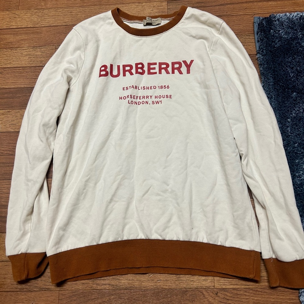 Burberry Cream Top with Red Logo - Picture 6 of 7